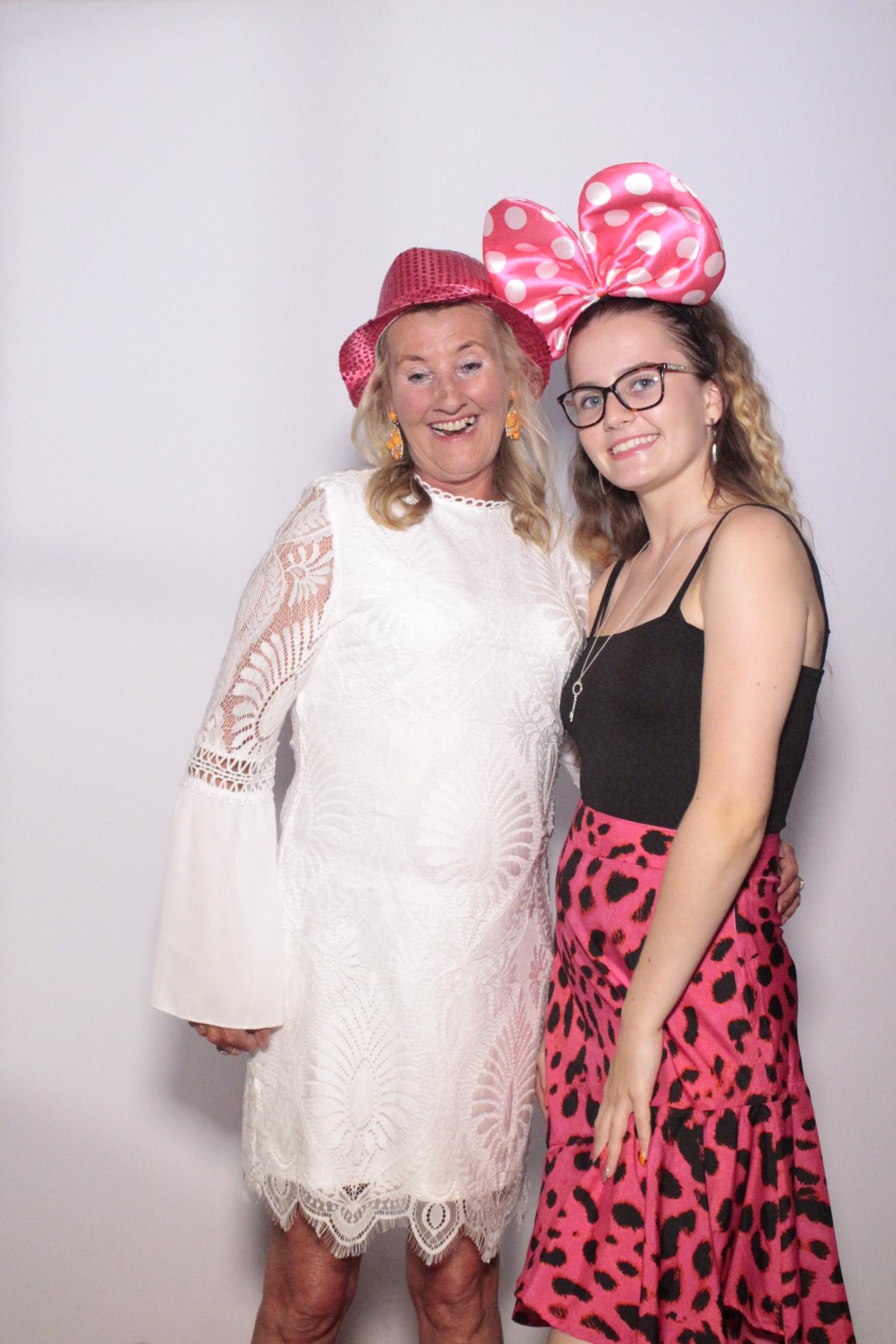 Gemma & Scott's Wedding | View more photos from the event at gallery.myphotoboothexperience.co.uk/u/MyPhotoBoothExperienceLtd/Gemma-Scotts-Wedding